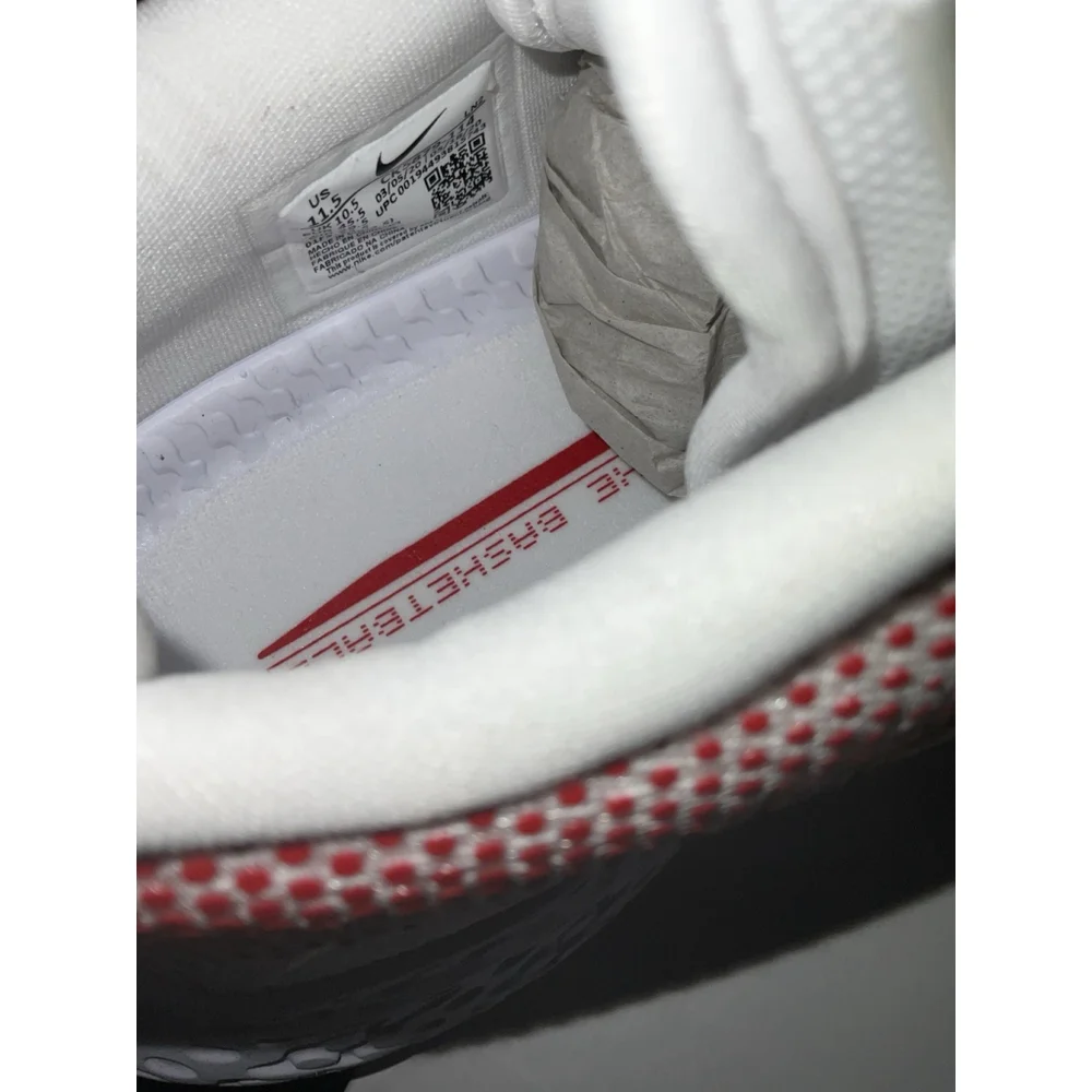 Nike product pair